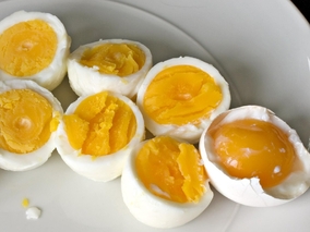 Miniatura: Jajka gotowane na twardo czy na miękko?...