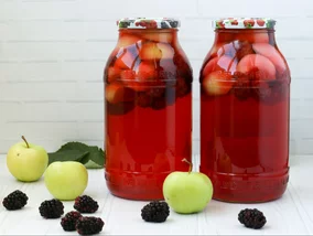 Miniatura: Zbieram dziko rosnące owoce i przerabiam...